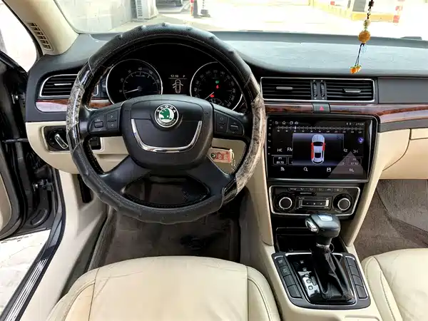 Skoda Superb 2010