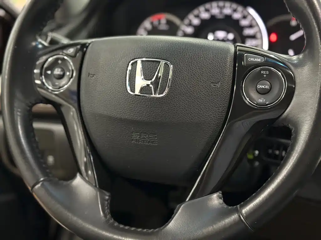 Honda Accord 2014 — фото 21