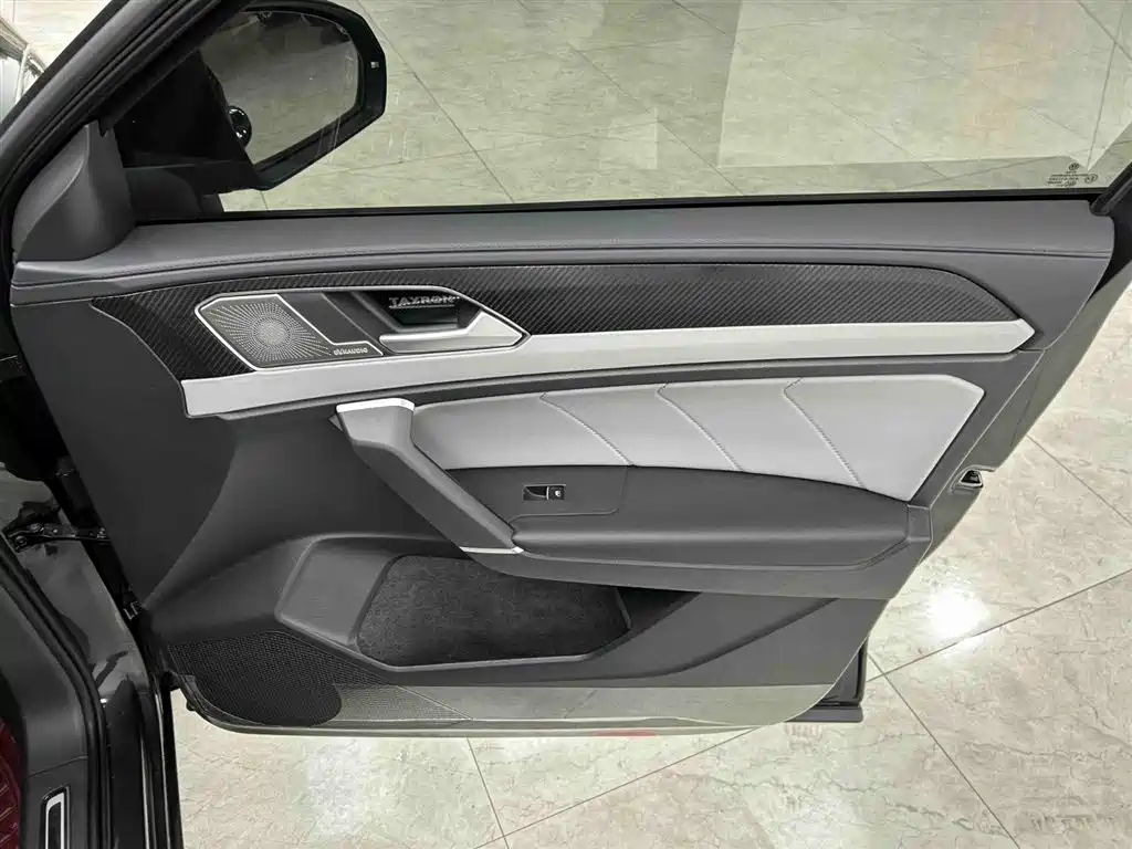 Volkswagen Tayron 2023 — фото 12