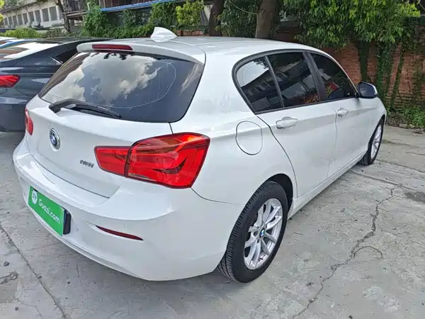 BMW 1 Series 2019