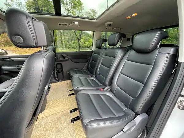Volkswagen Sharan 2013