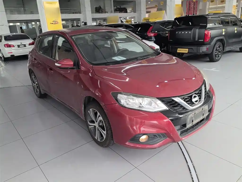 Nissan Tiida 2018 — фото 4