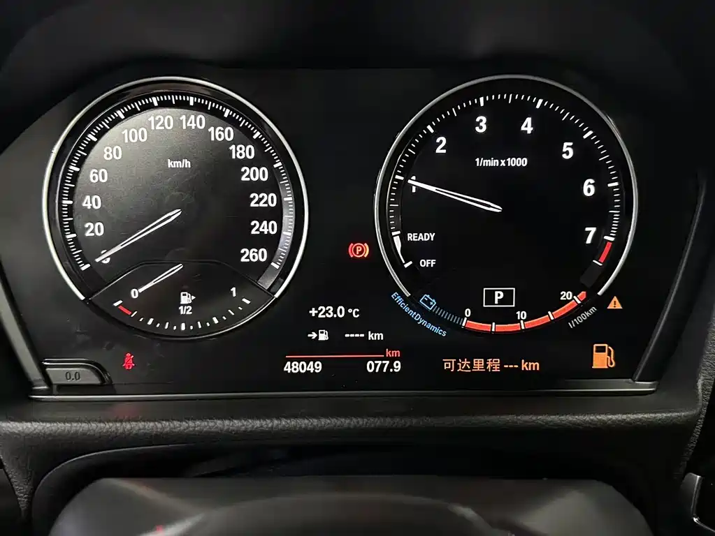 BMW 1 Series 2021 — фото 10