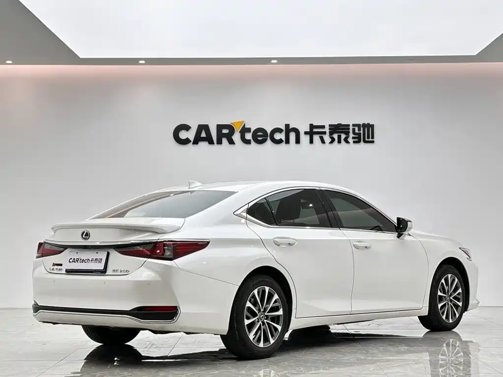 Lexus ES 2024 — фото 5