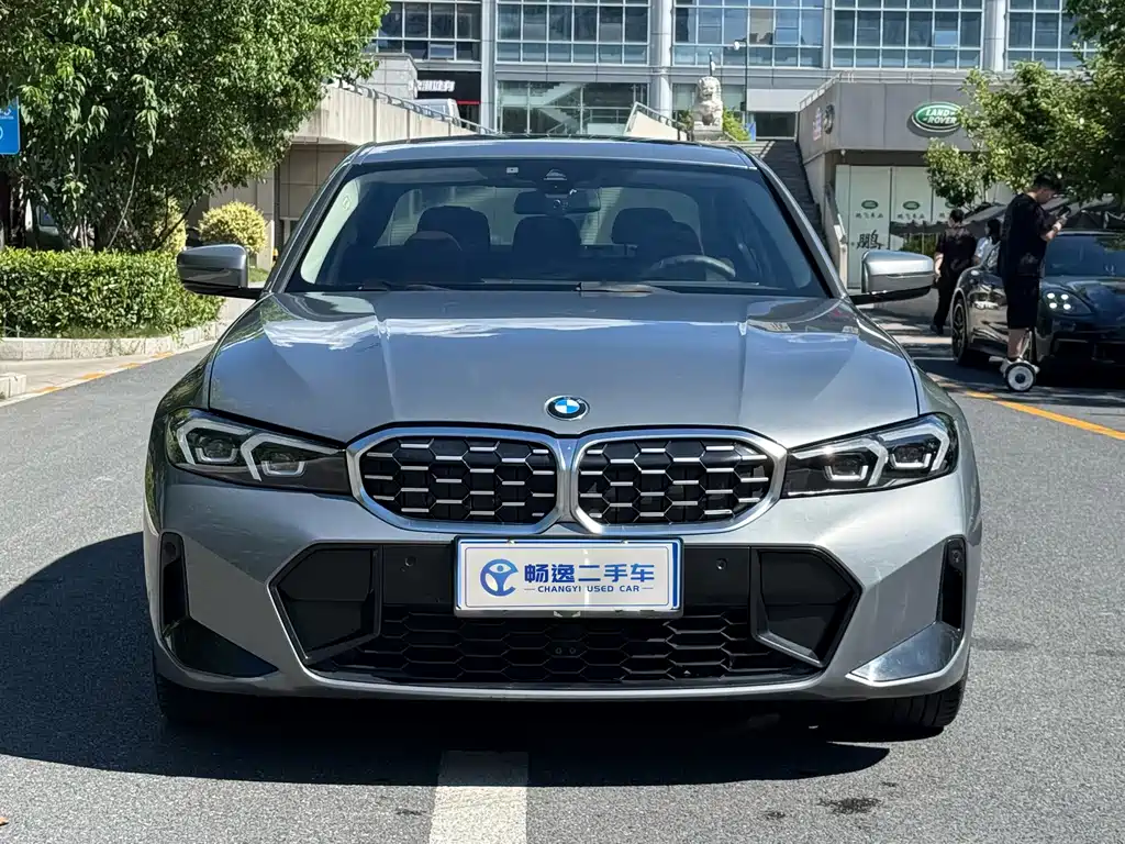 BMW 3 Series 2022