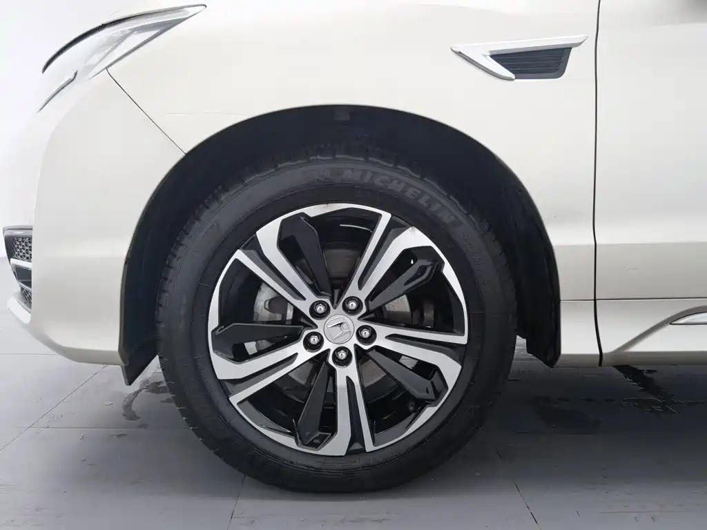 Honda UR-V 2017 — фото 17