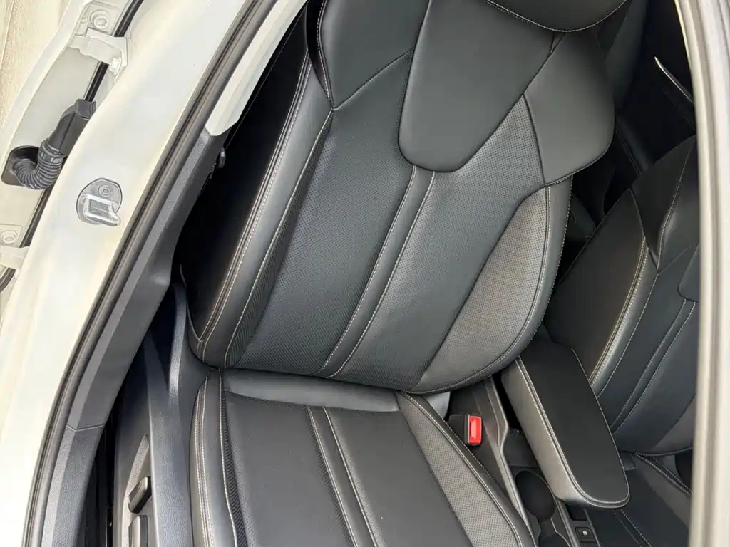 Skoda Octavia 2022 — фото 10