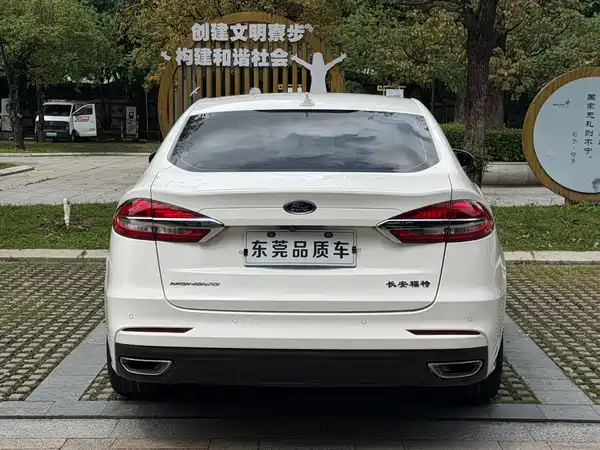 Ford Mondeo 2021