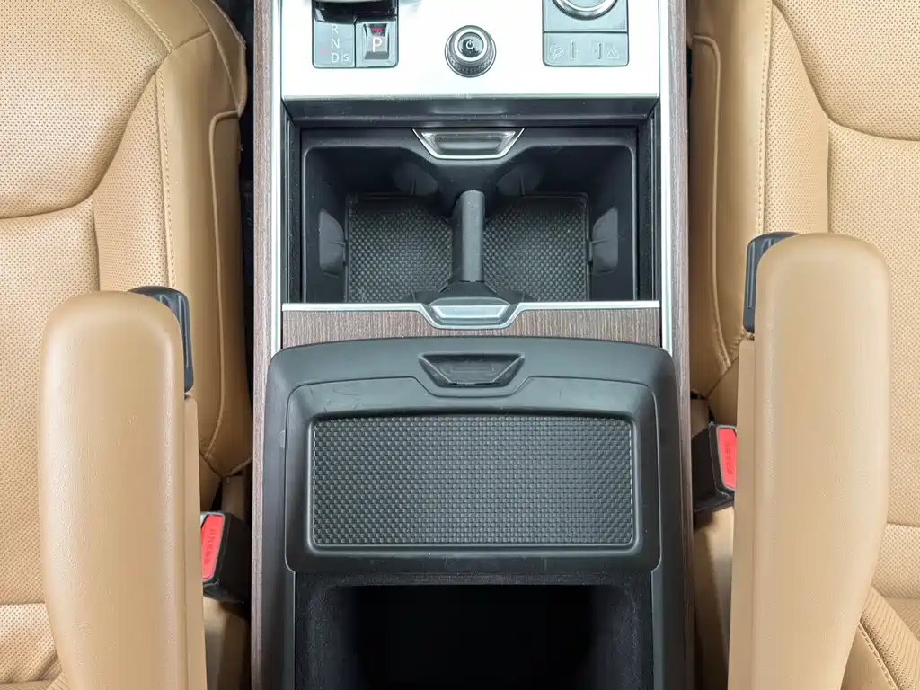 Land Rover Range Rover 2023 — фото 14