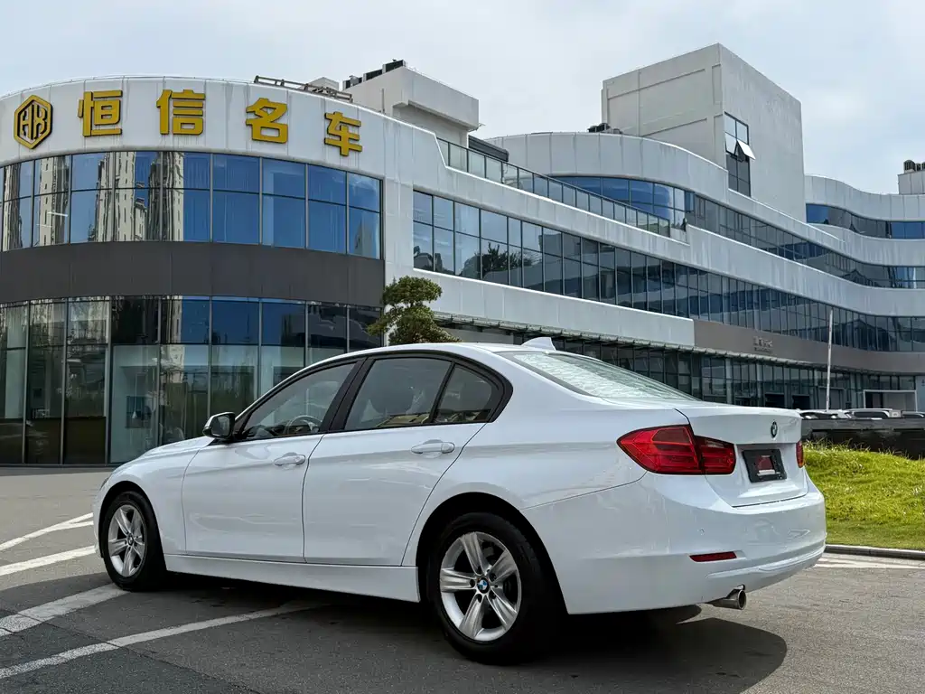 BMW 3 Series 2014 — фото 13