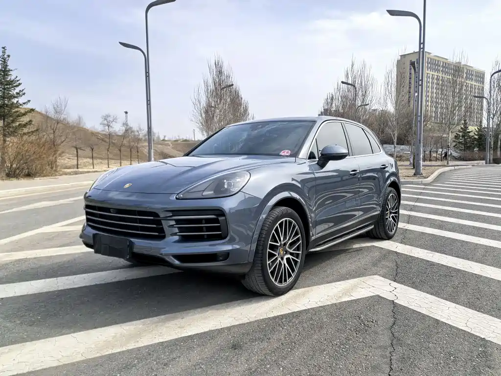 Porsche Cayenne 2018 — фото 1