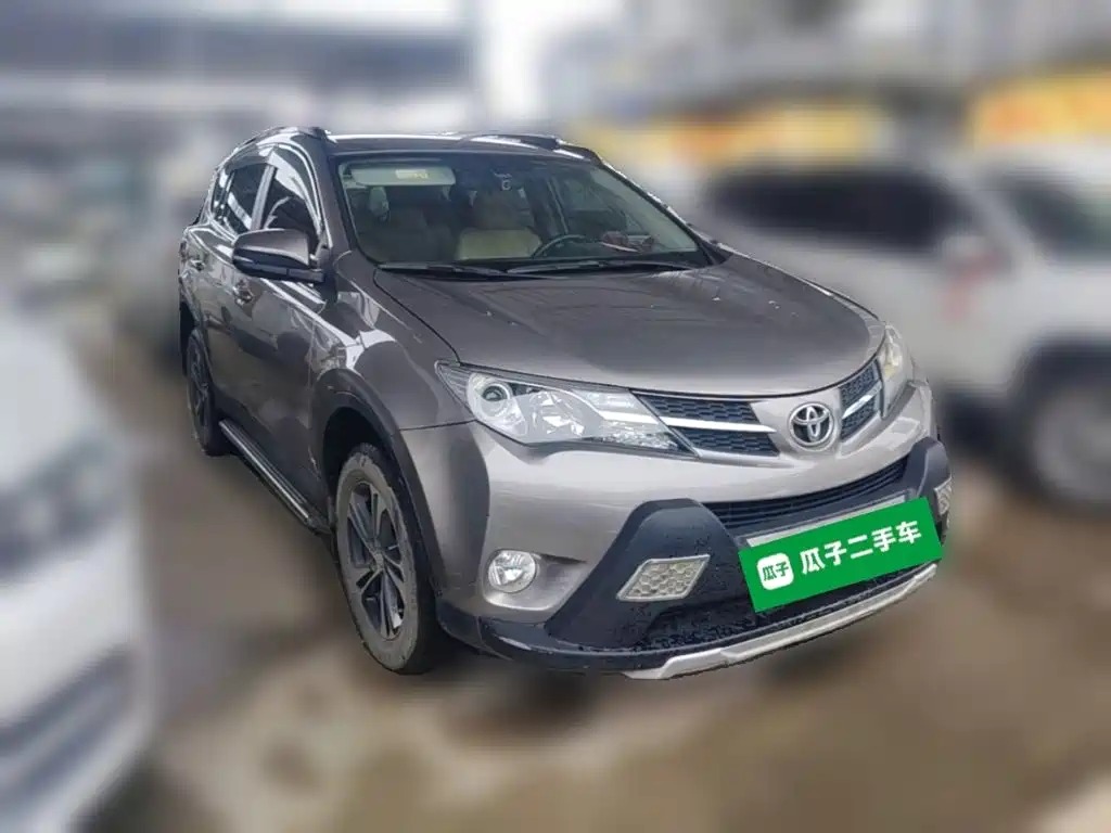 Toyota RAV4 2014 — фото 7
