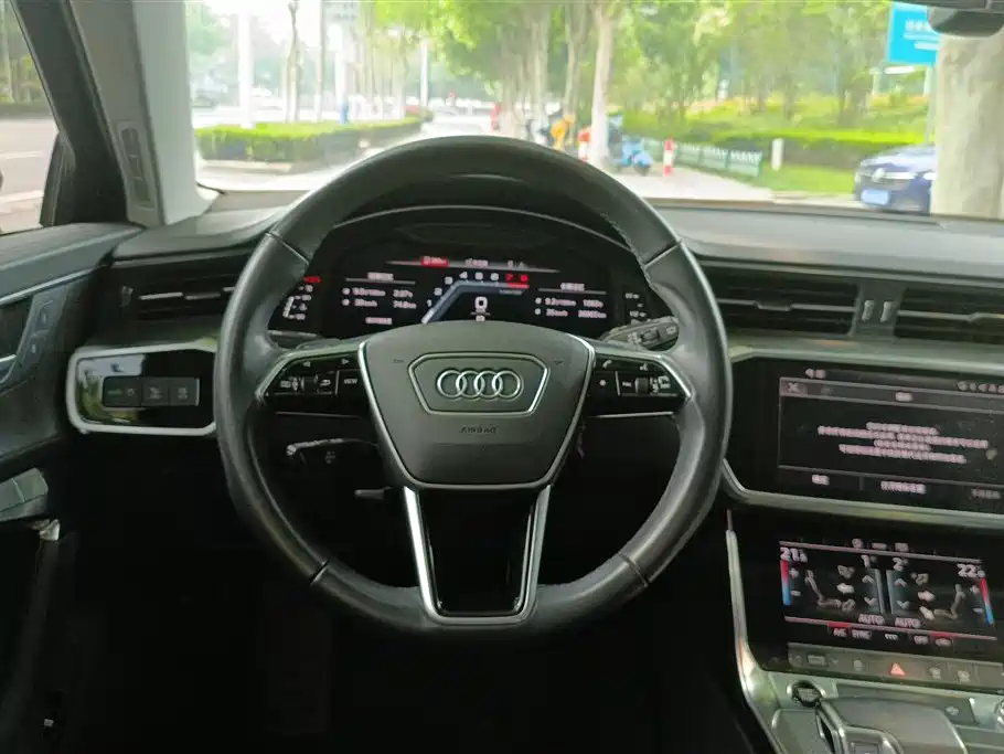Audi A6 2021 — фото 14