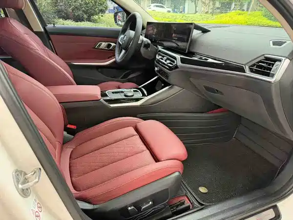 BMW i3 2023