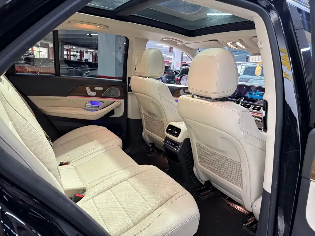 Mercedes-Benz GLE 2019 — фото 19