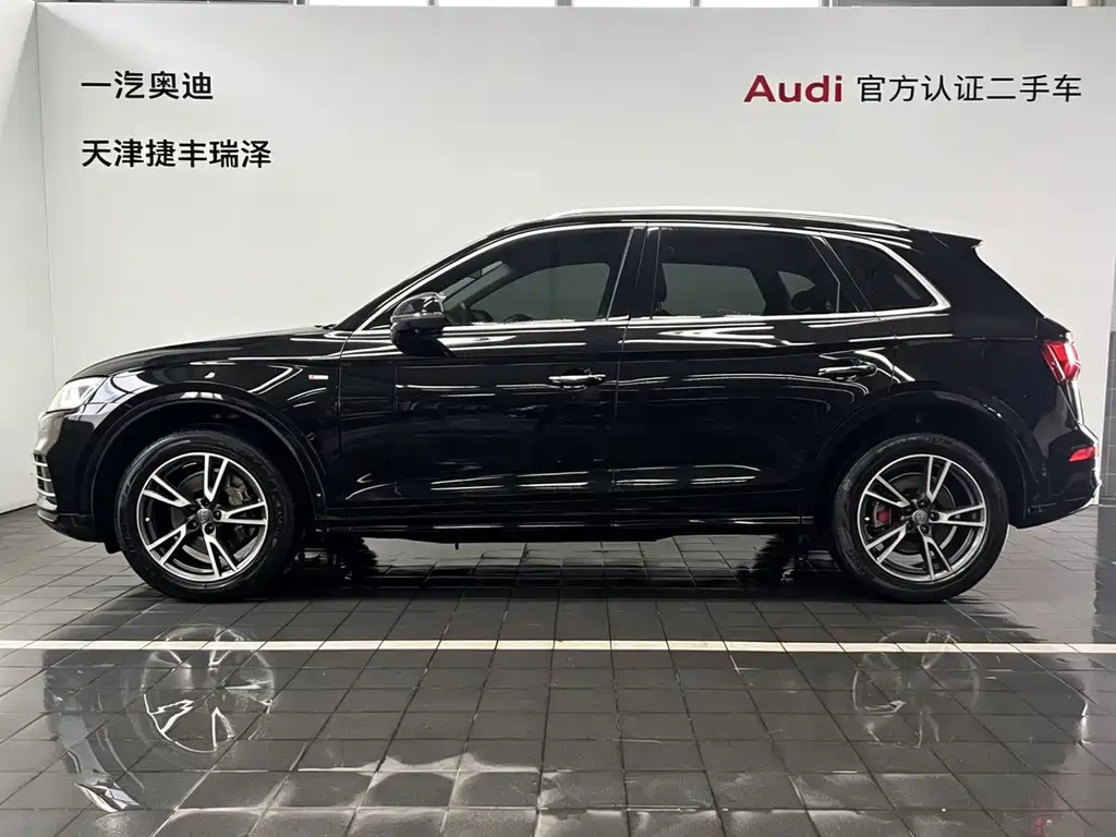 Audi Q5L 2019 — фото 4