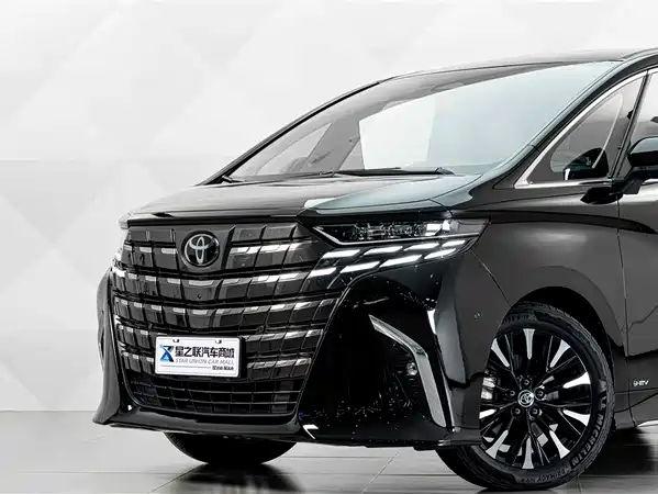 Toyota Alphard 2023