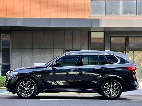 BMW X5 2019