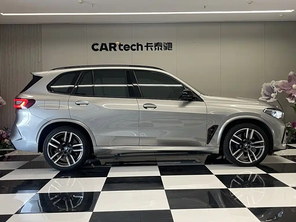 BMW X5 M 2021 — фото 4
