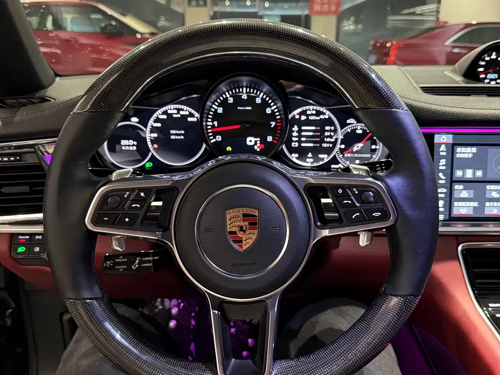 Porsche Panamera 2017 — фото 8