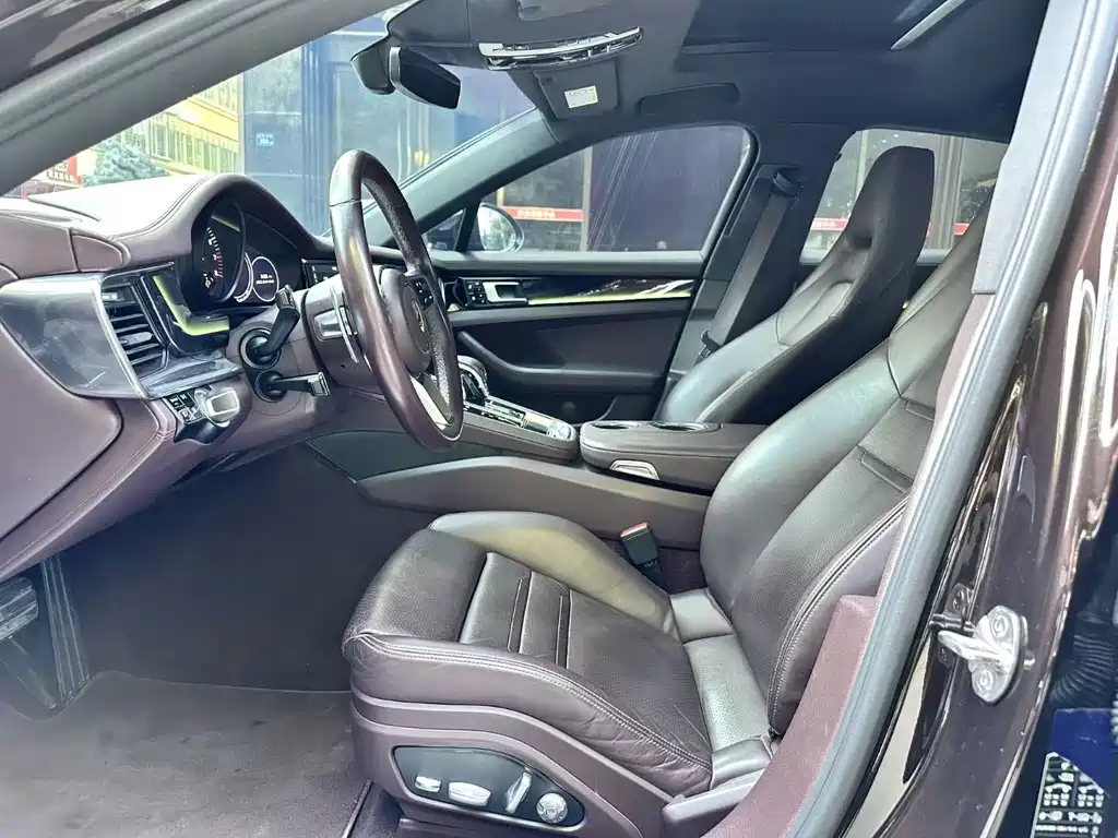 Porsche Panamera 2020 — фото 4