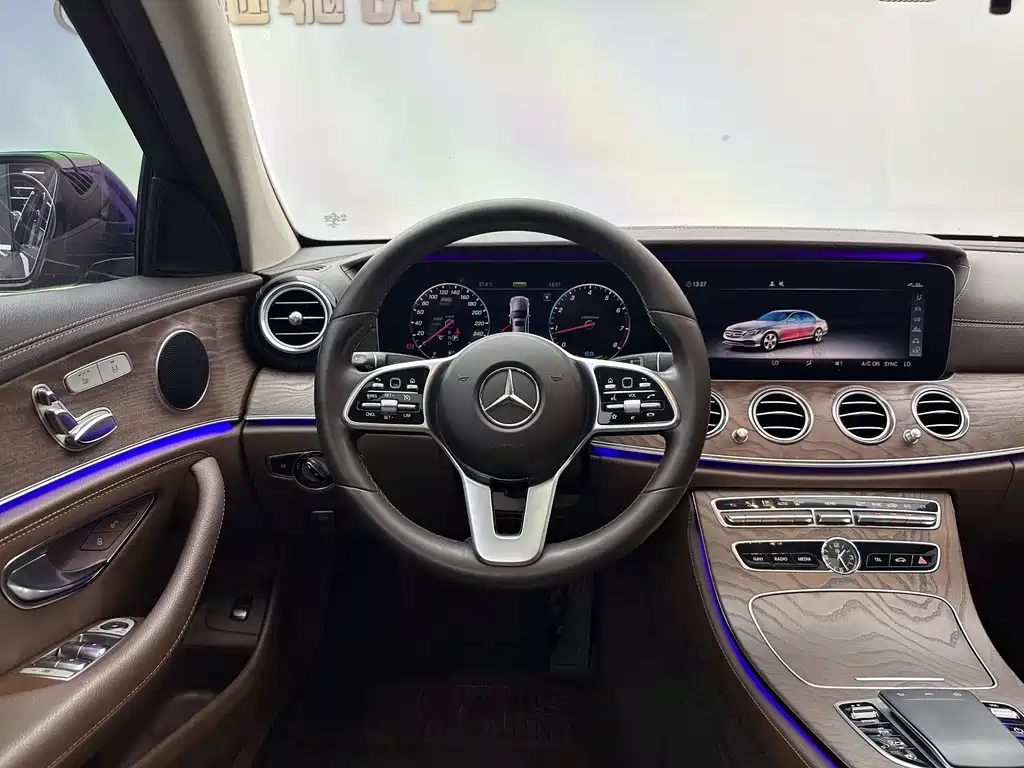 Mercedes-Benz E-Class 2019 — фото 7