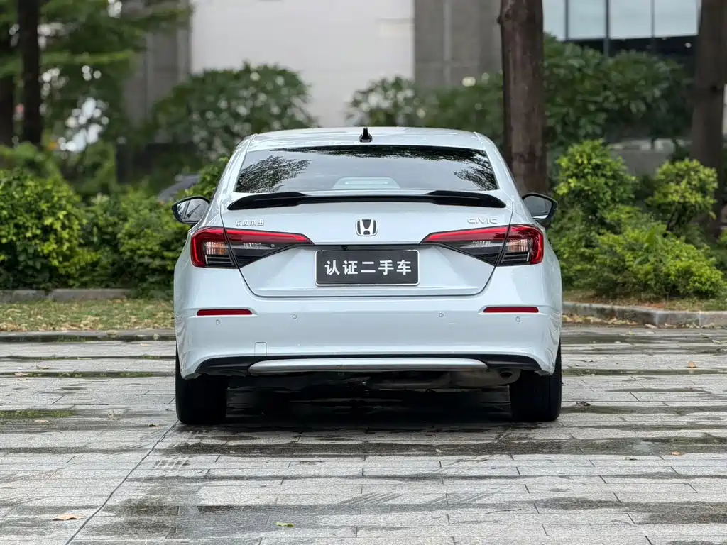 Honda Civic 2023 — фото 17