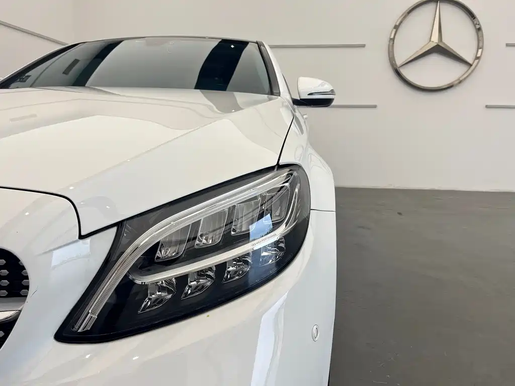 Mercedes-Benz C-Class 2021 — фото 10