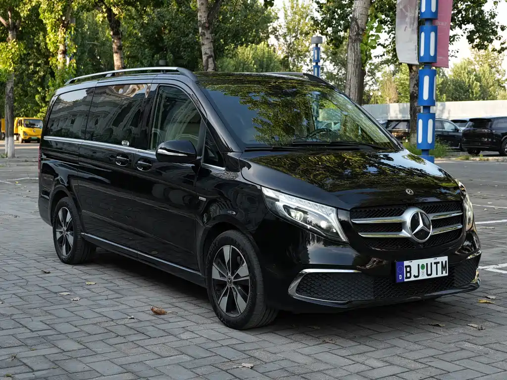 Mercedes-Benz V-Class 2021 — фото 3