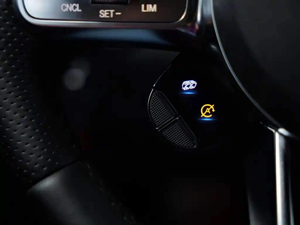 Mercedes-Benz AMG GT 2020 — фото 33