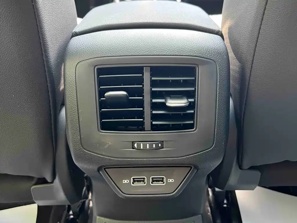 Volkswagen T-Roc 2022 — фото 17