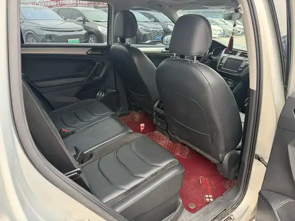 Volkswagen Tiguan L 2017