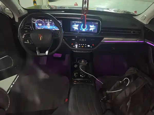 Hongqi HS5 2022