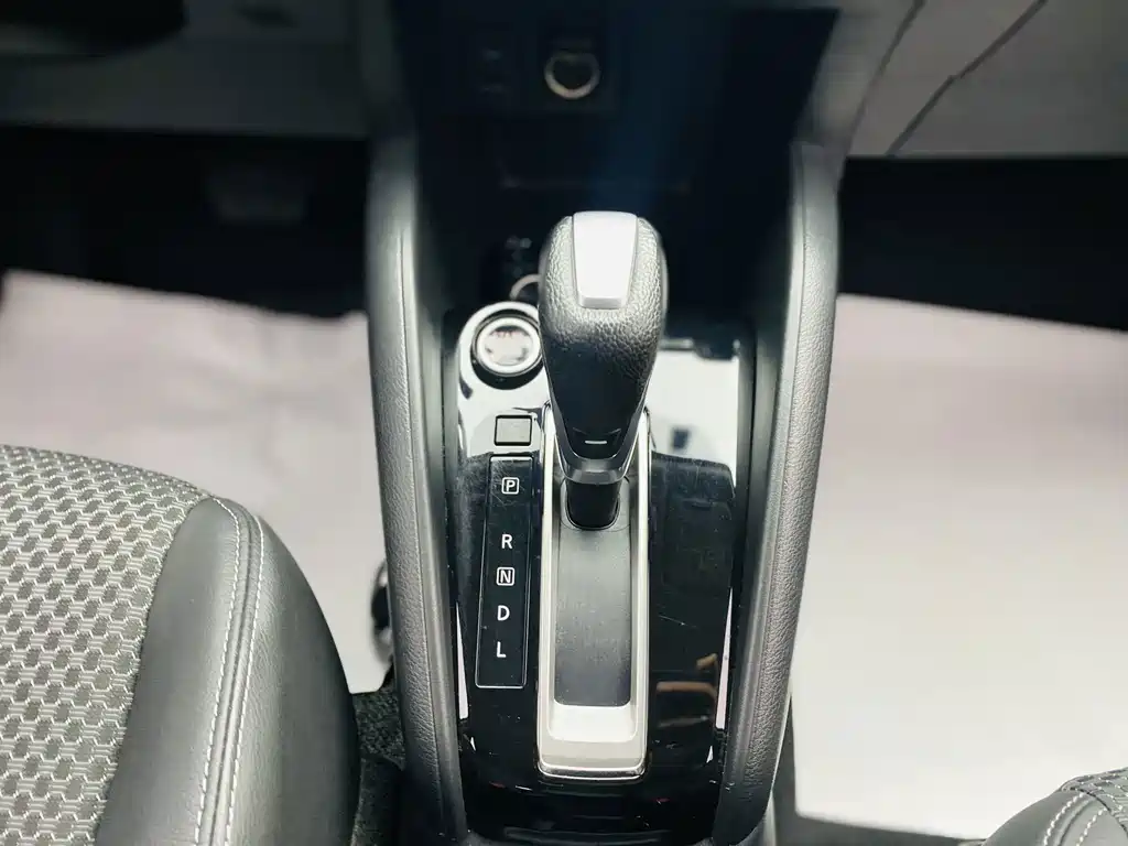 Nissan Kicks 2018 — фото 11