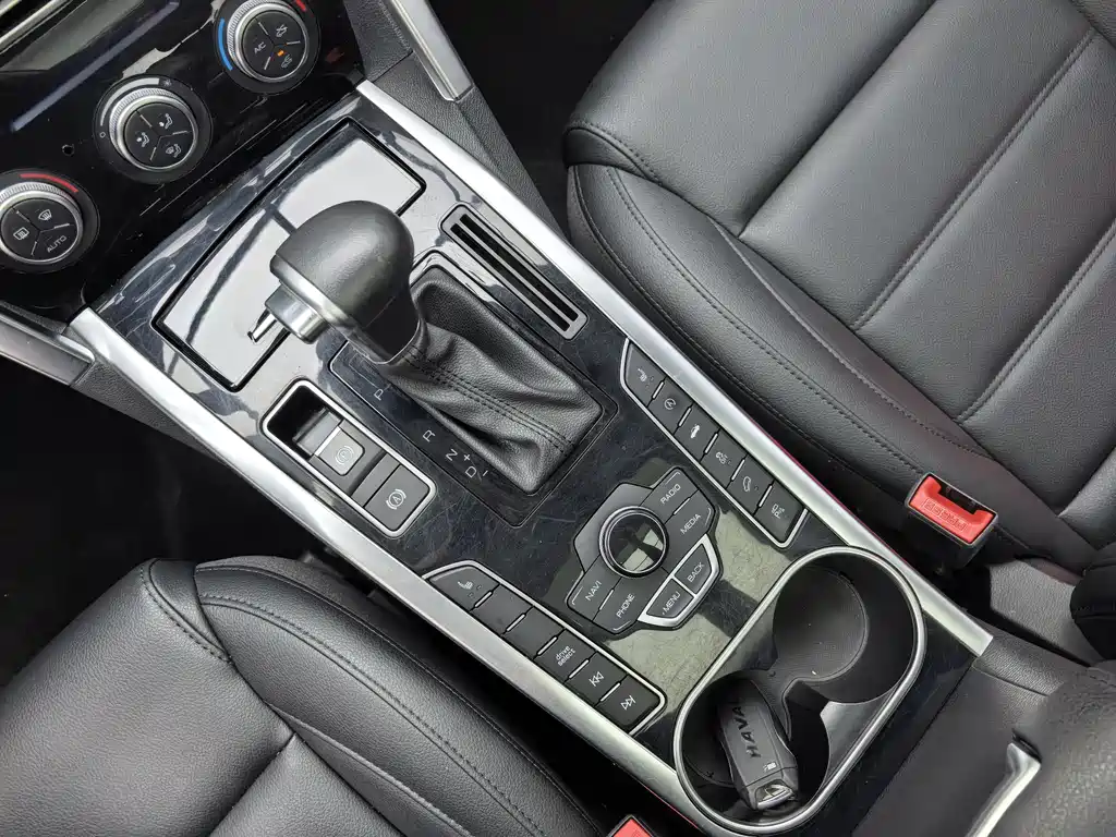 Haval H7 2016 — фото 15