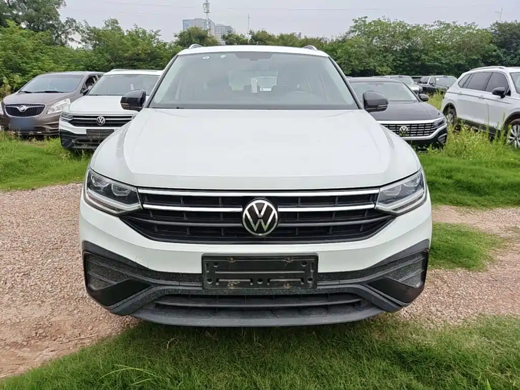 Volkswagen Tiguan L 2024 — фото 3