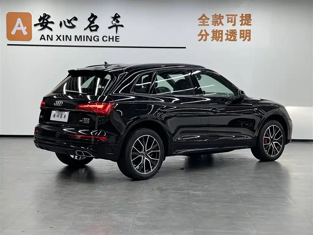 Audi Q5L 2024 — фото 21