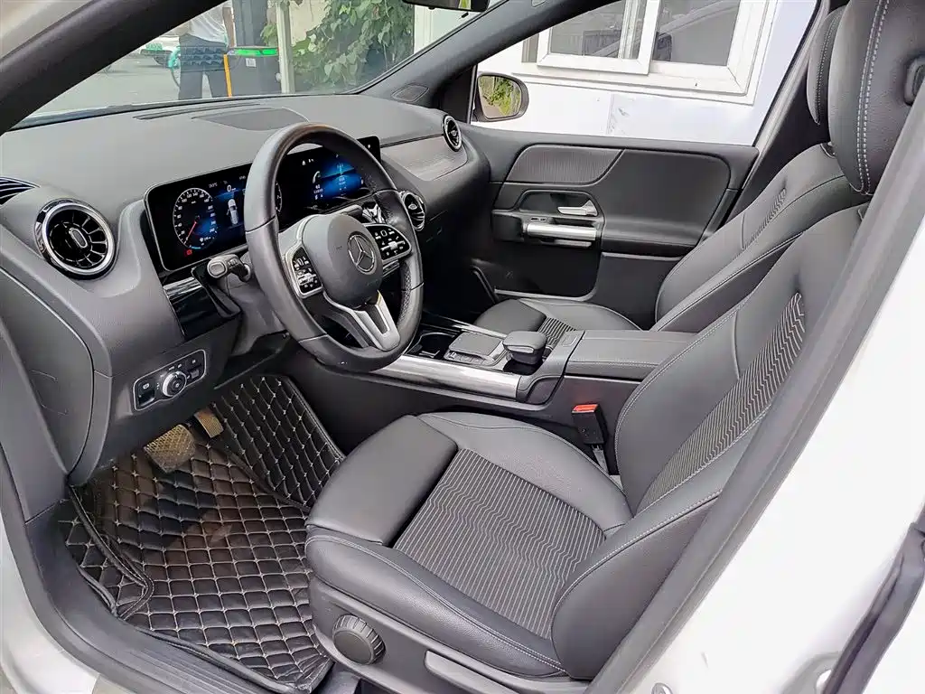 Mercedes-Benz B-Class 2020
