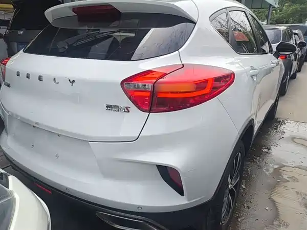 Geely Emgrand GS 2019