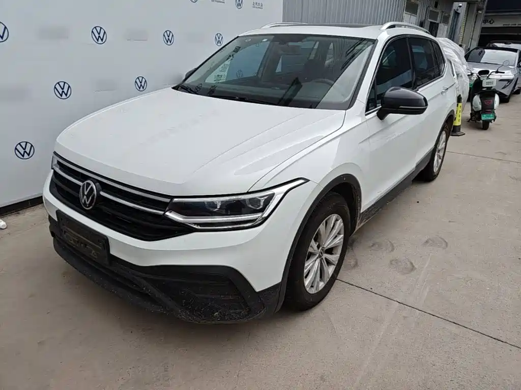 Volkswagen Tiguan L 2024 — фото 2
