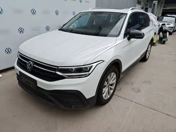 Volkswagen Tiguan L 2024