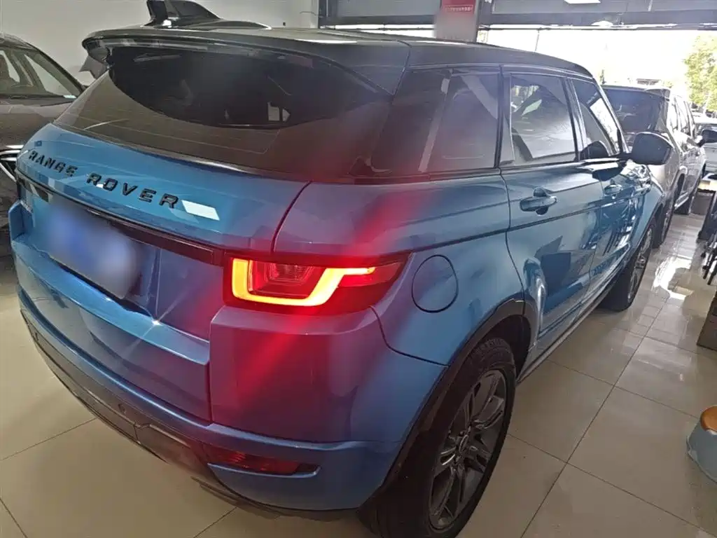 Land Rover Evoque 2018 — фото 7