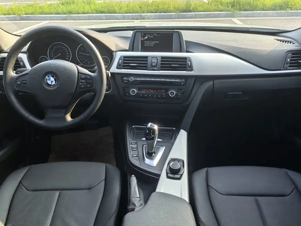 BMW 3 Series 2015 — фото 9