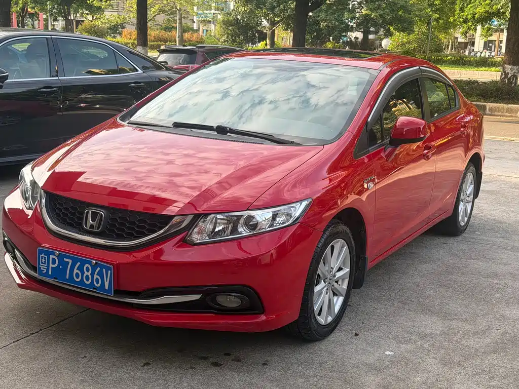 Honda Civic 2014 — фото 1