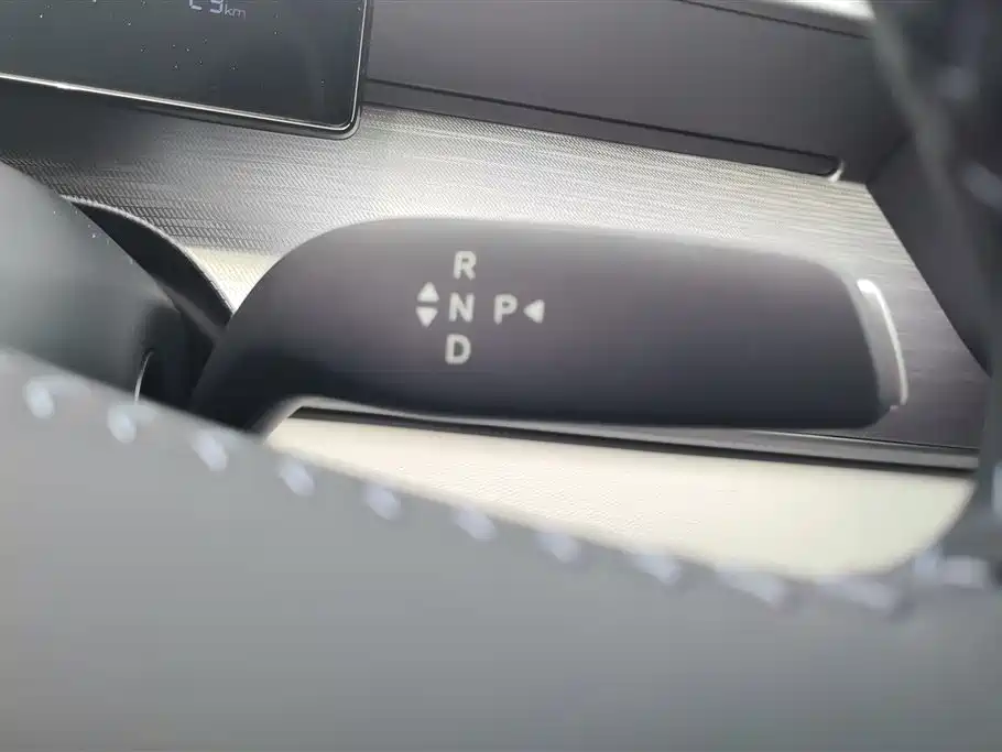 BYD Seal 05 DM-i 2026 — фото 16