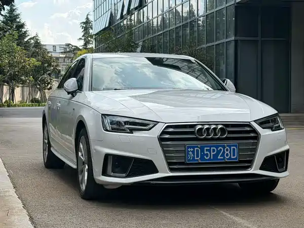 Audi A4L 2019