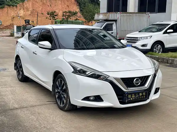 Nissan Bluebird 2018
