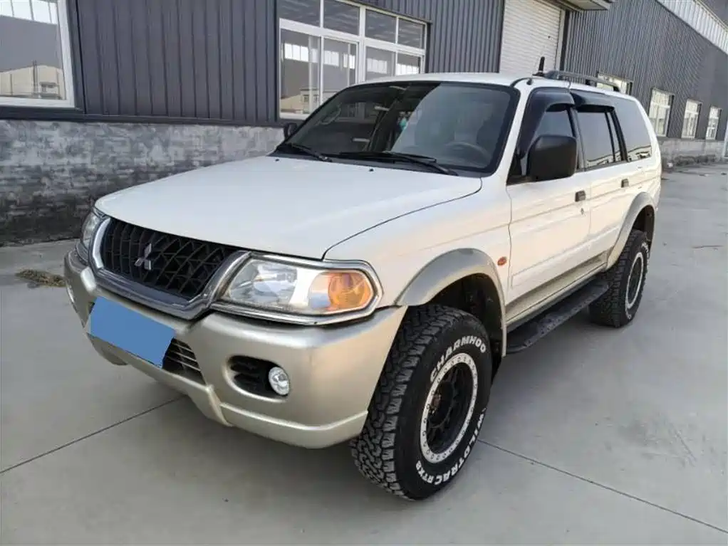 Mitsubishi Pajero Speed 2006