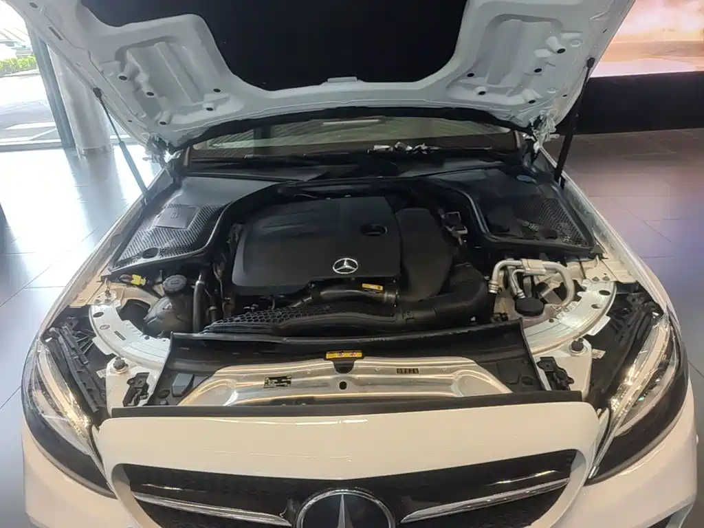 Mercedes-Benz C-Class 2021 — фото 20