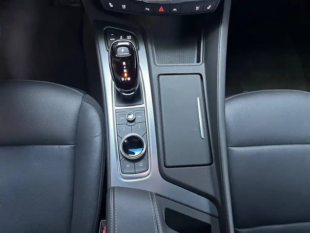 Cadillac CT5 2024 — фото 10